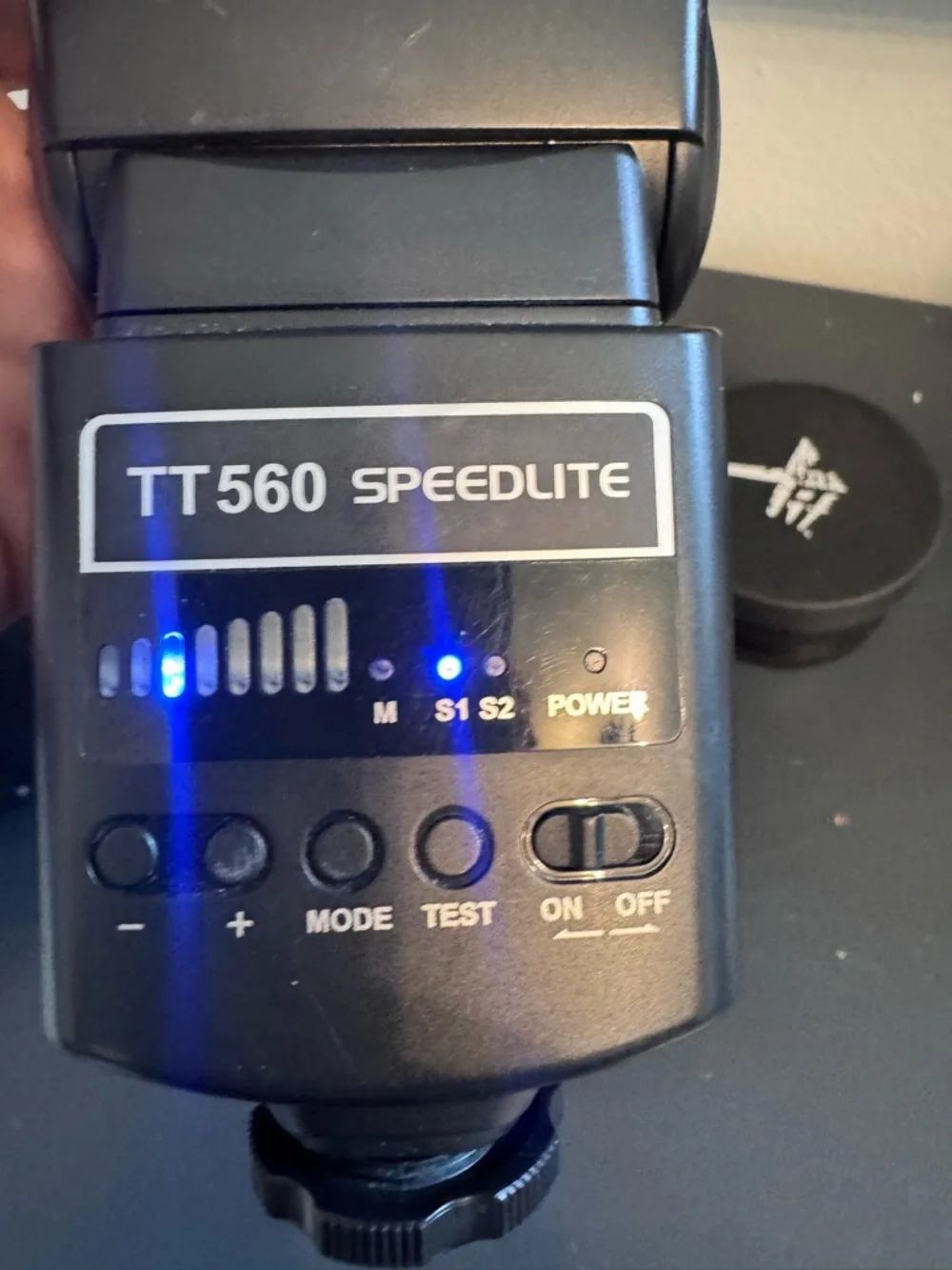 Black On-Camera Speedlite Flash for DSLR/ Mirrorless